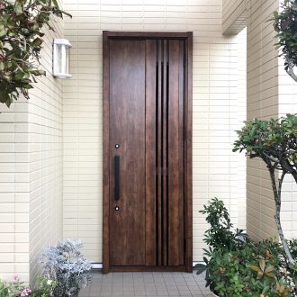 千葉県佐倉市 H様 玄関ドアリフォームでガラッとイメージチェンジ✨~玄関カバー工事 LIXIL リシェント~