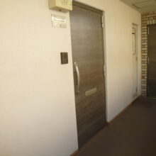 古いのマンションの玄関ドアを最新のドアに✨1DAYスピード施工！～東京都目黒区 マンションオーナー様～