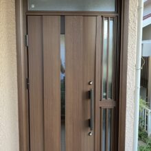 古い木製の玄関…断熱仕様の玄関に交換して 厳しい夏・冬を快適に✨～千葉県佐倉市 M様～